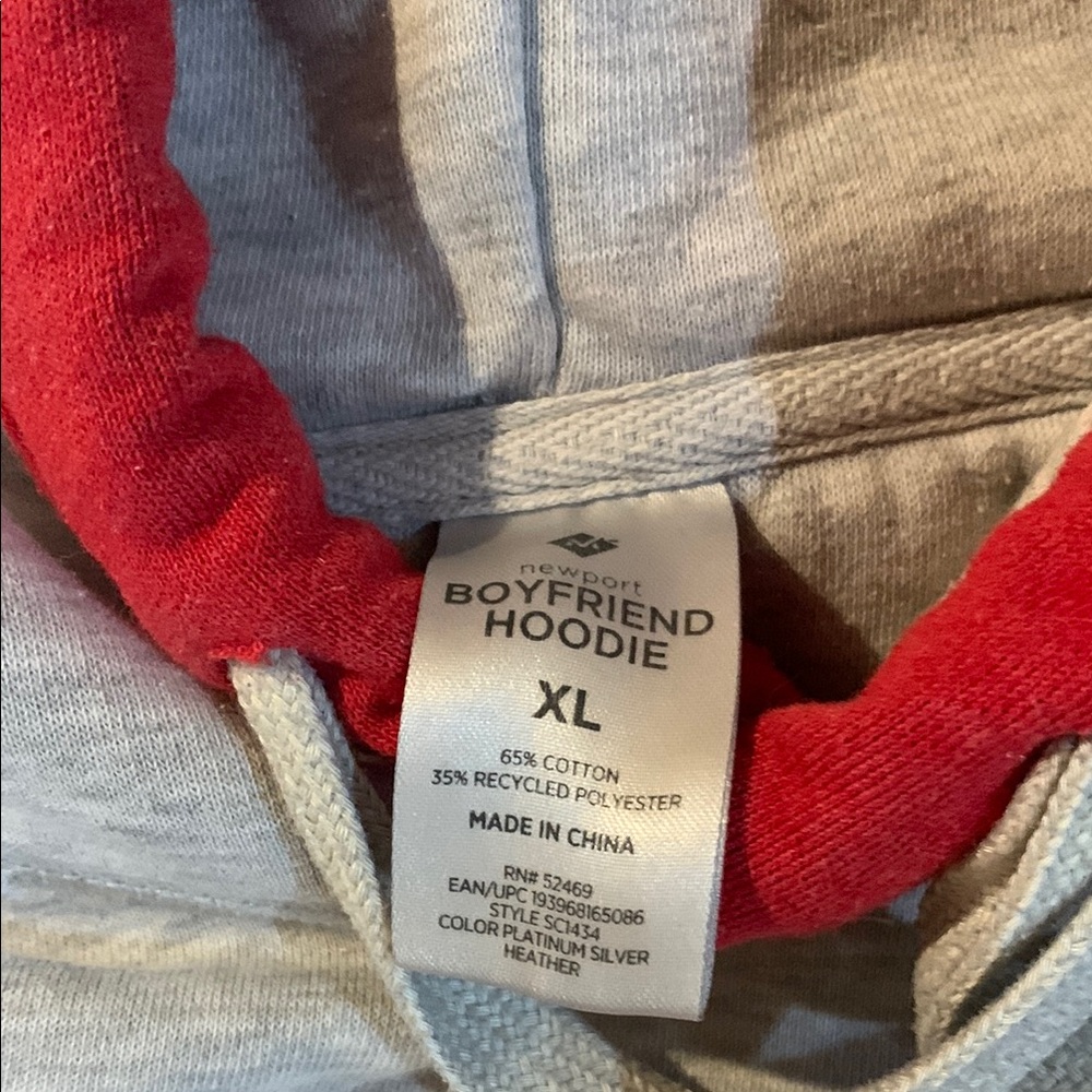 Upcycled XL Red and Gray Heart Love Hoodie - Picture 3 of 5